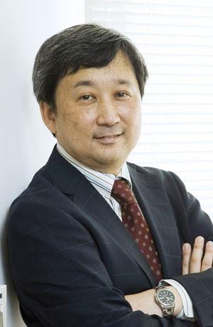 Dr. Shinji Tsuneyuki